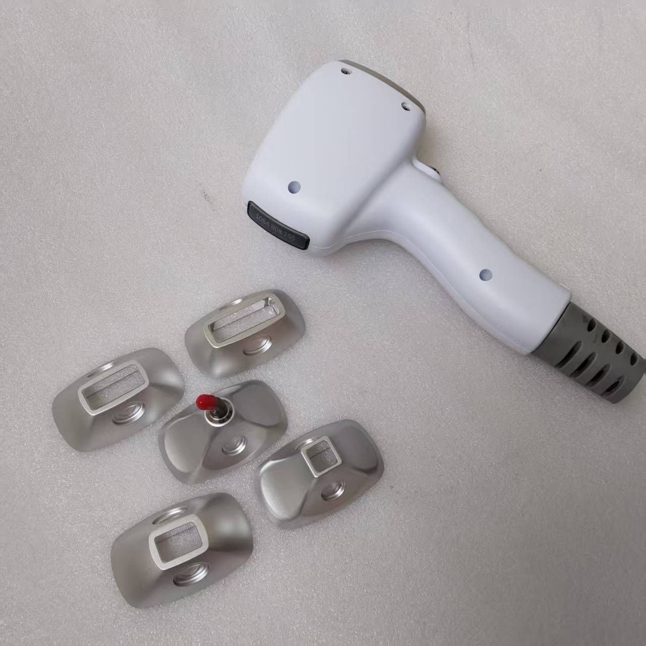 Aparat profesional SmoothLaser Pro 4 Duo cu 2 manipuli și 4 lungimi de undă - imagine 2